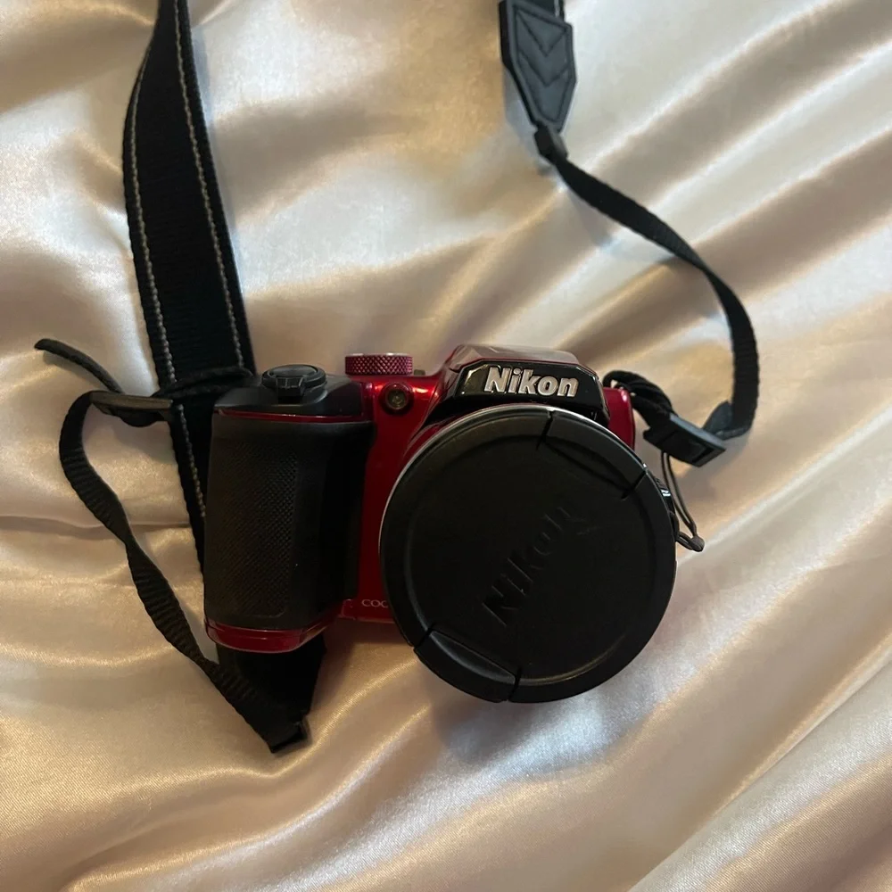 Nikon COOLPIX B500 camera